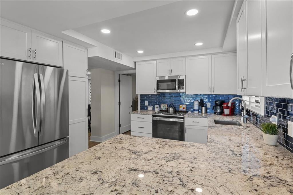 6326 Midnight Pass Road, Unit 101 Sarasota, FL 34242 - Photo 11 of 21