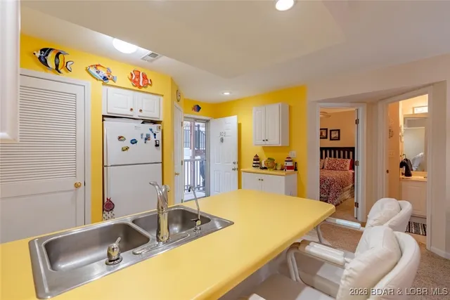 $255,000 | 40 Lighthouse Landing, Unit 303, Lake Ozark, MO 65049