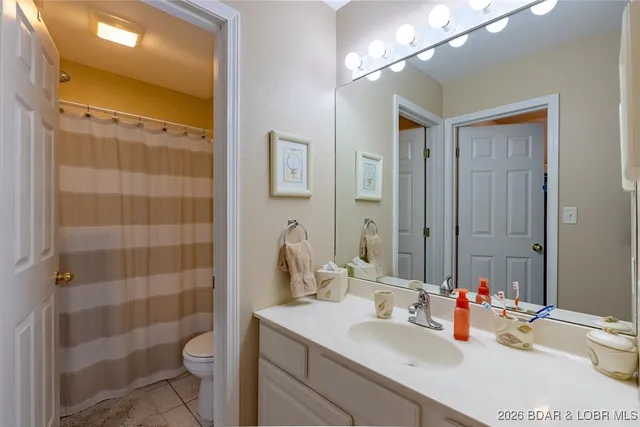 $255,000 | 40 Lighthouse Landing, Lake Ozark, MO 65049