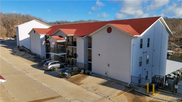 $255,000 | 40 Lighthouse Landing, Lake Ozark, MO 65049