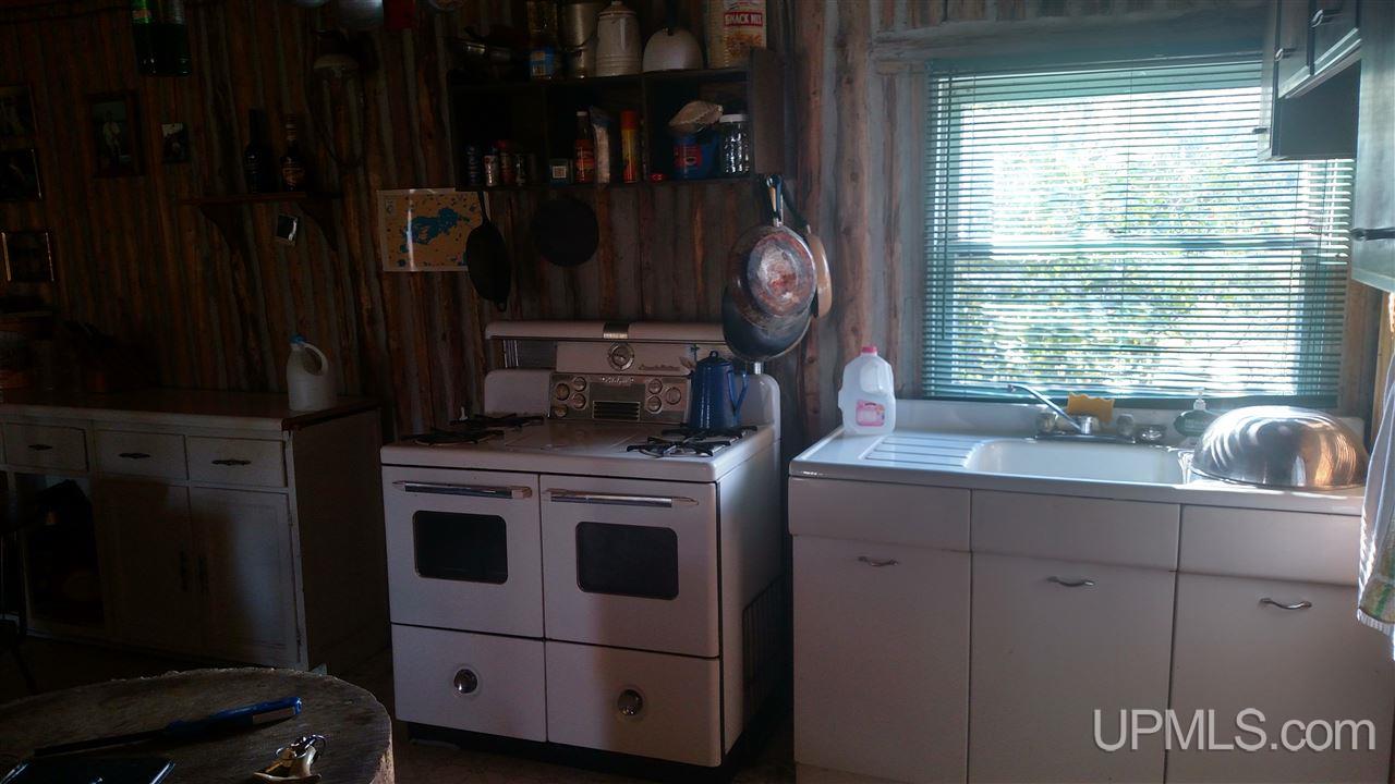 46853 Co Road Ishpeming, MI 49849 - Photo 5 of 13