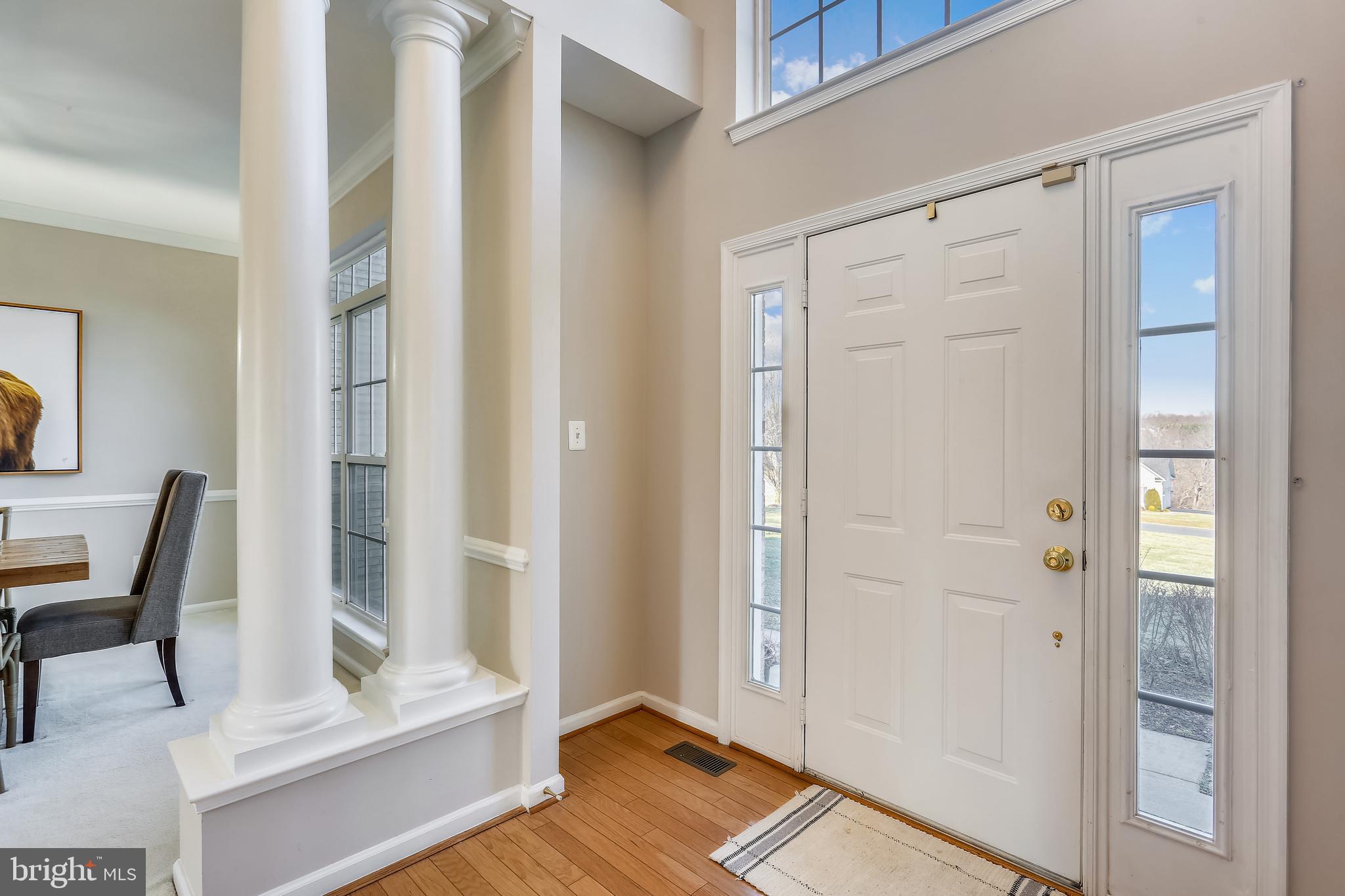 9517 Greenel Road Damascus, MD 20872 - Photo 6 of 98 FOYER W/WOOD FLRS