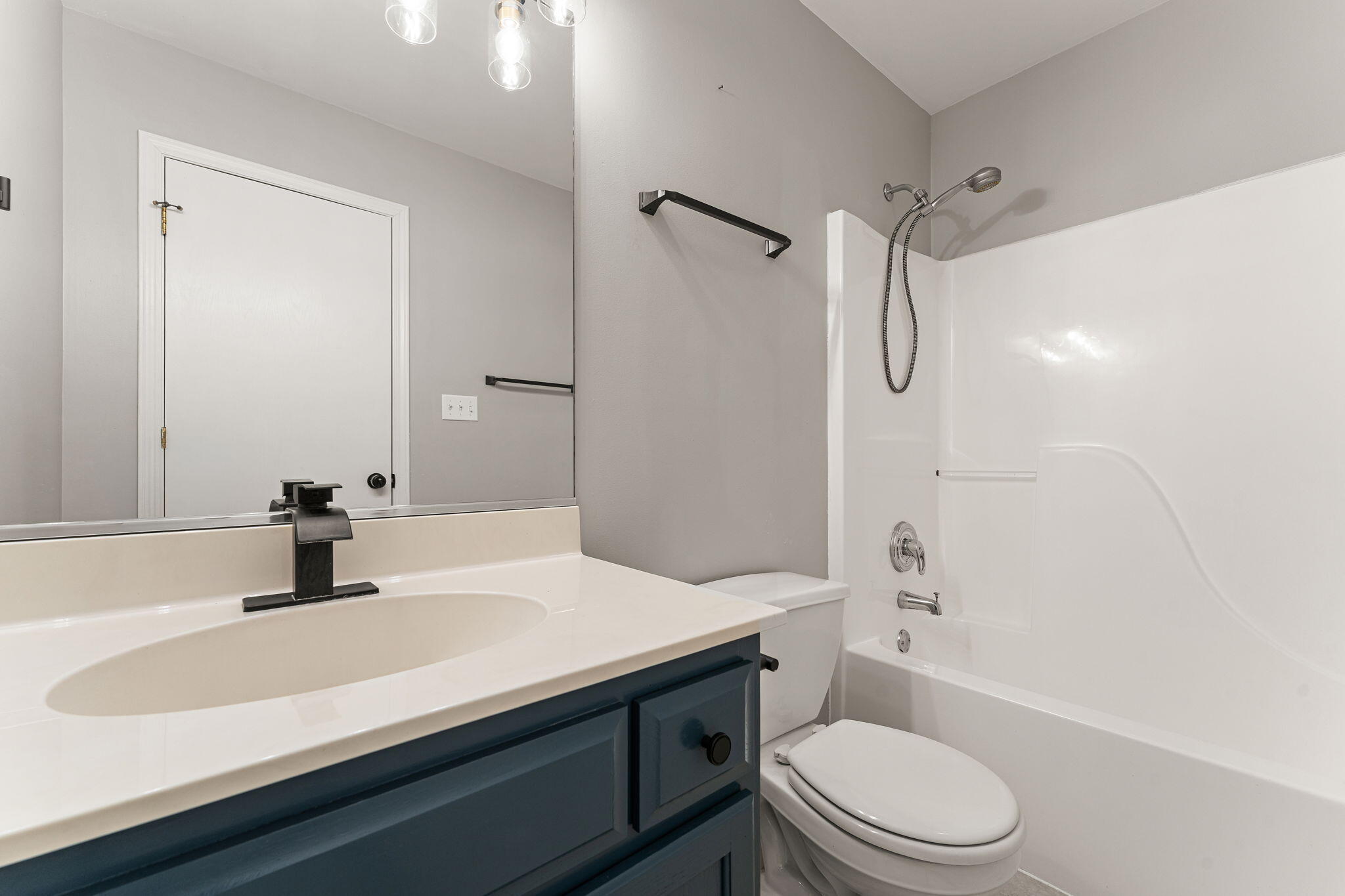 5012 92nd Avenue Crown Point, IN 46307 - Photo 16 of 23 2048x1365