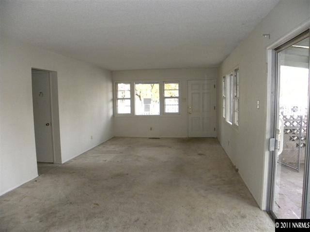825 Bell Street Reno, NV 89503 - Photo 3 of 13 an empty room with windows