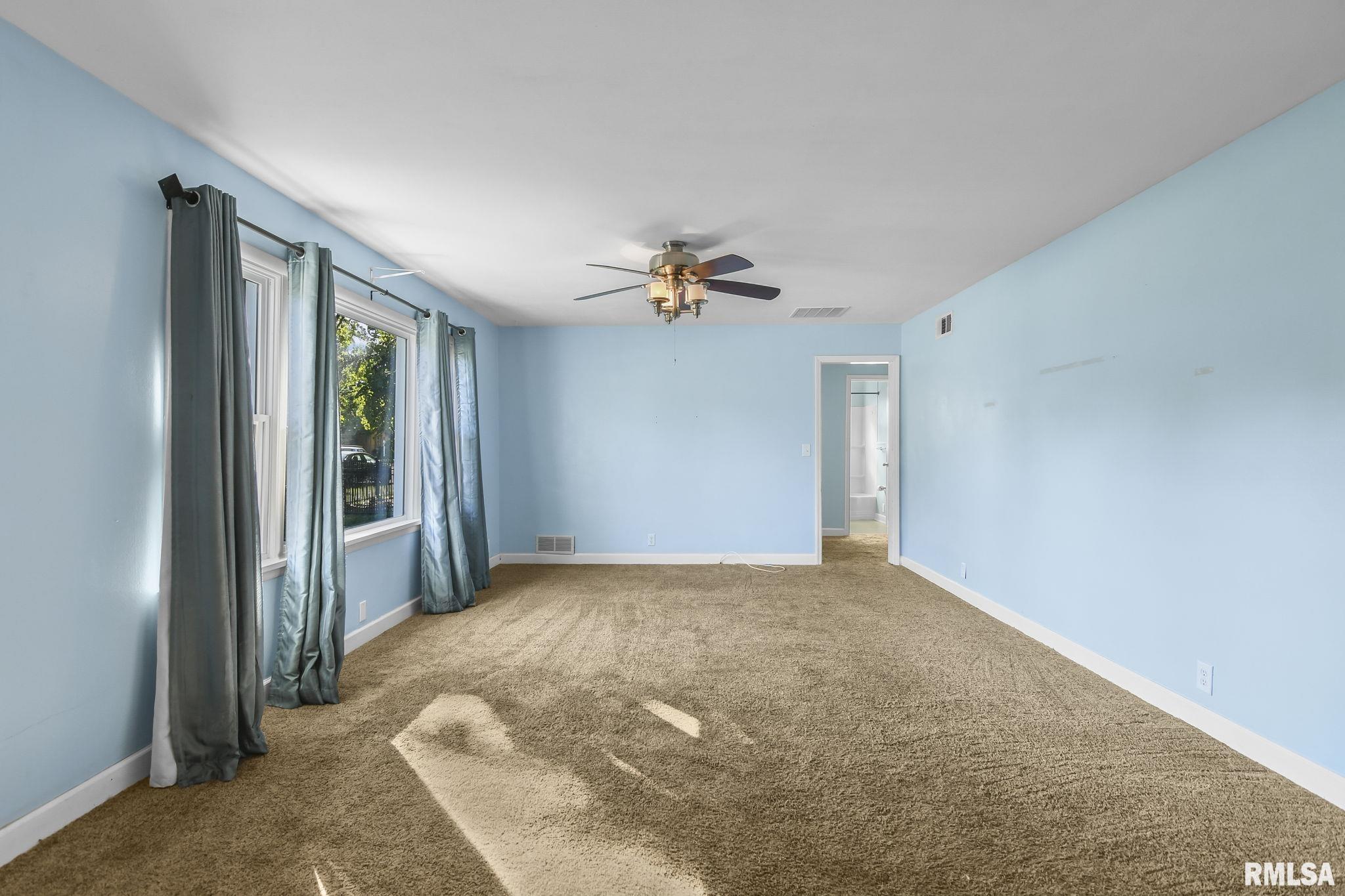 3117 South 1st Street Springfield, IL 62703 - Photo 5 of 33