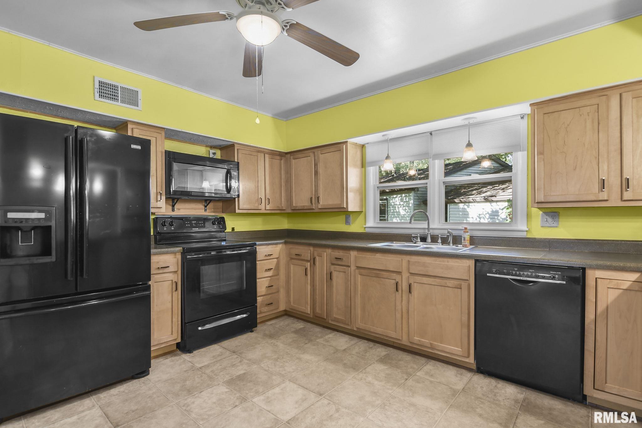 3117 South 1st Street Springfield, IL 62703 - Photo 10 of 33