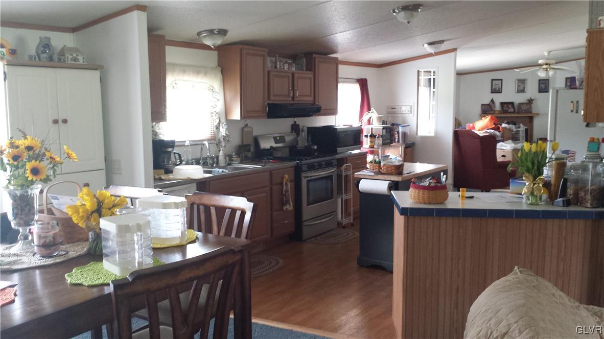 274 Grove Road Kunkletown, PA 18058 - Photo 5 of 16 Gallery Image 5