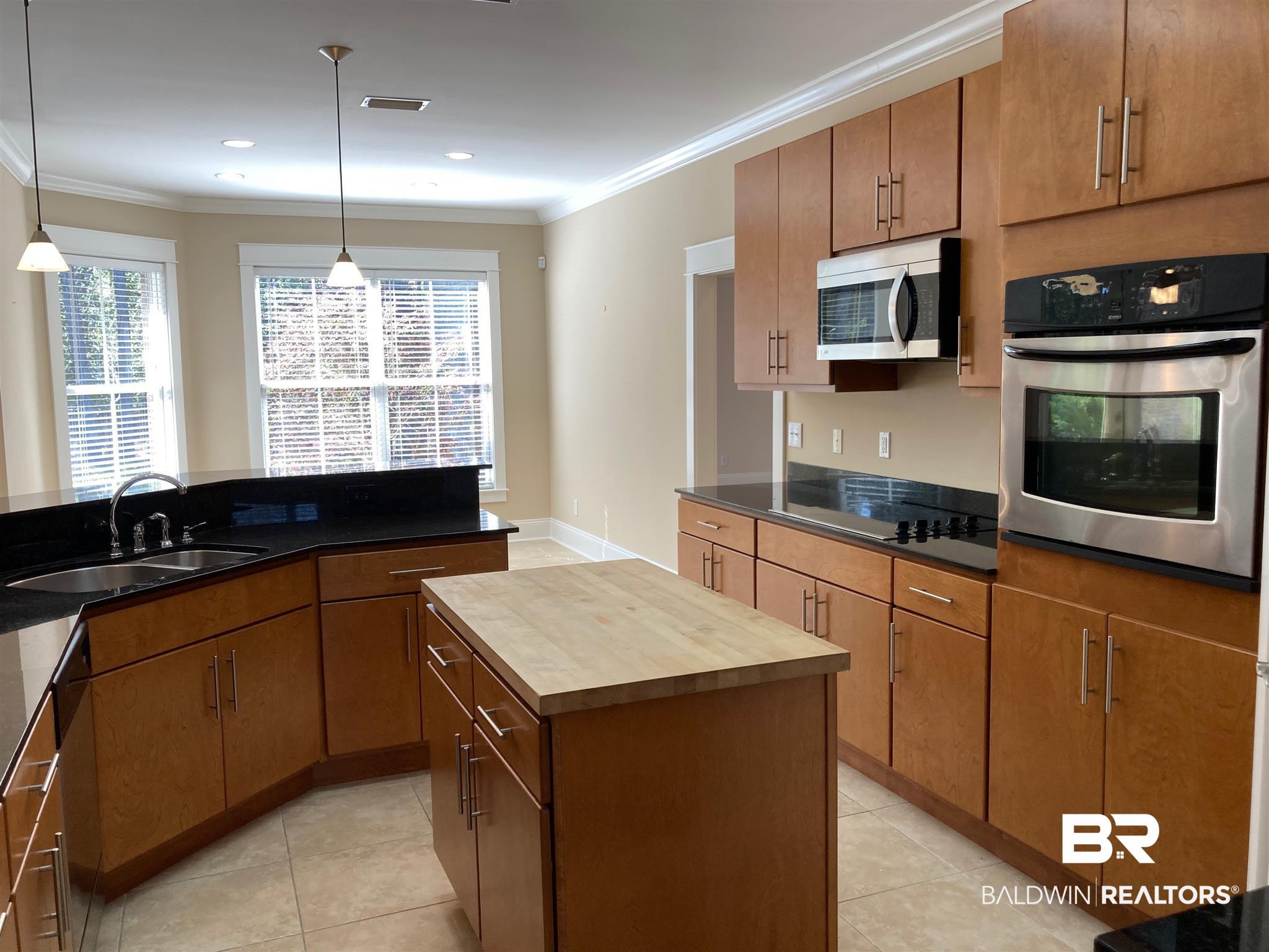 8910 Bay Point Drive Elberta, AL 36530 - Photo 9 of 20