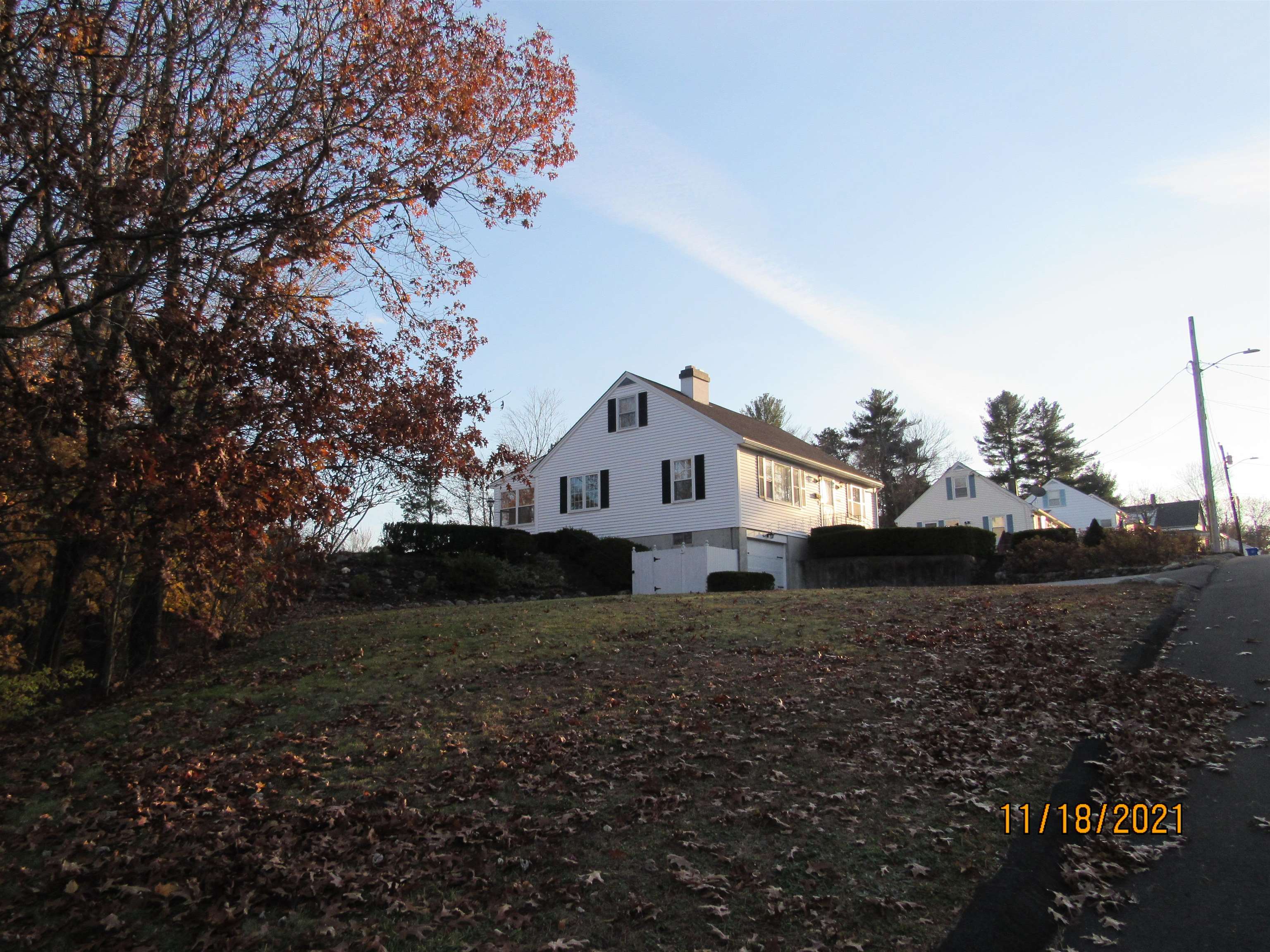 75 Jackson Street Manchester, NH 03102 - Photo 2 of 22