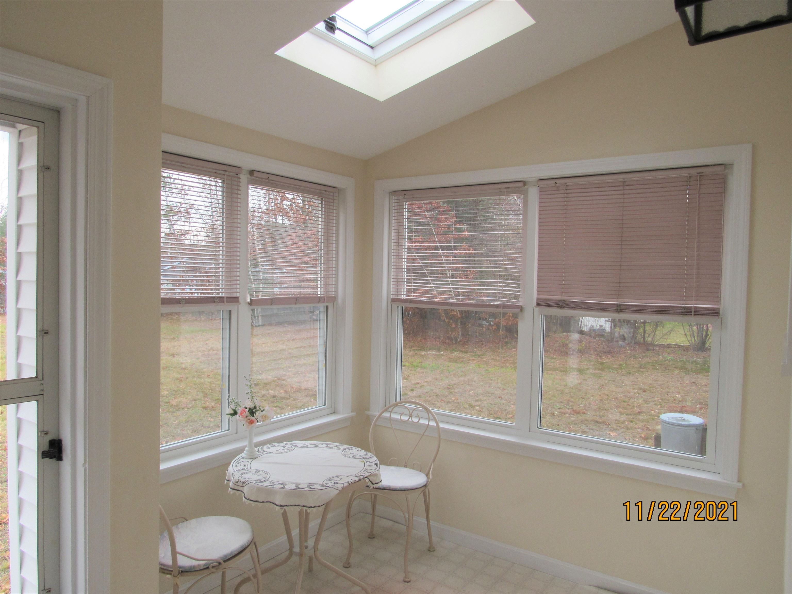 75 Jackson Street Manchester, NH 03102 - Photo 10 of 22