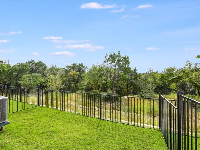 $2,300 | 12001 Vista Parke Drive, Unit 903, Austin, TX 78726