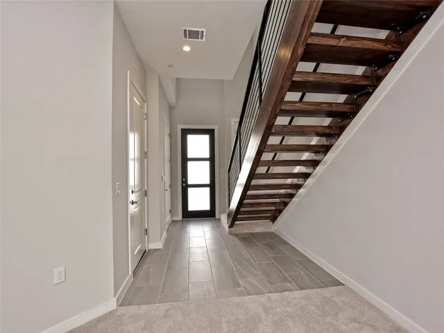 $2,300 | 12001 Vista Parke Drive, Unit 903, Austin, TX 78726