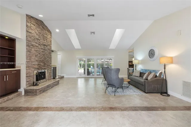 $6,000 | 8931 Northwest 55th Place, Coral Springs, FL 33067