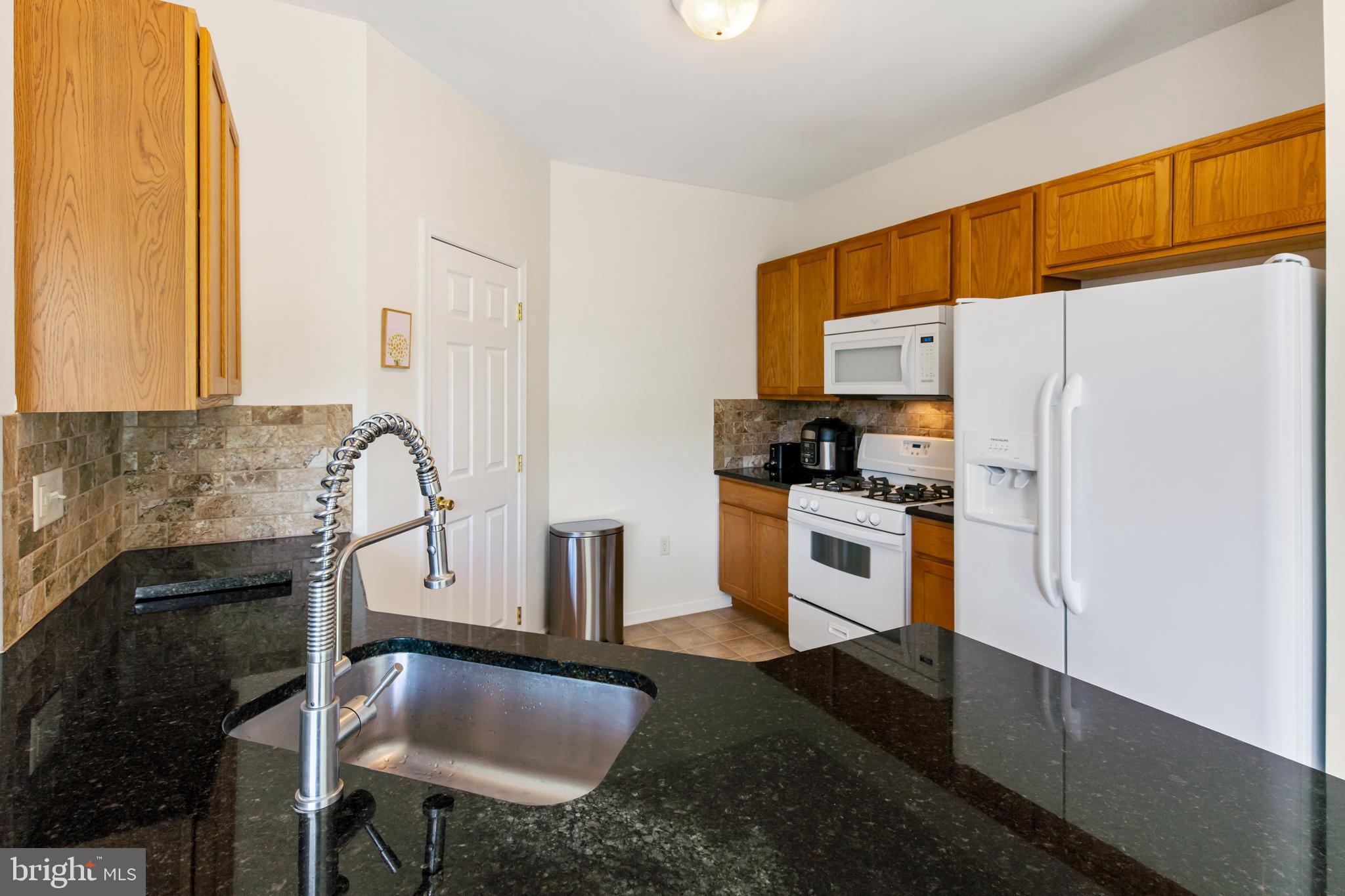 403 Marion Road York, PA 17406 - Photo 11 of 40 Gallery Image 11