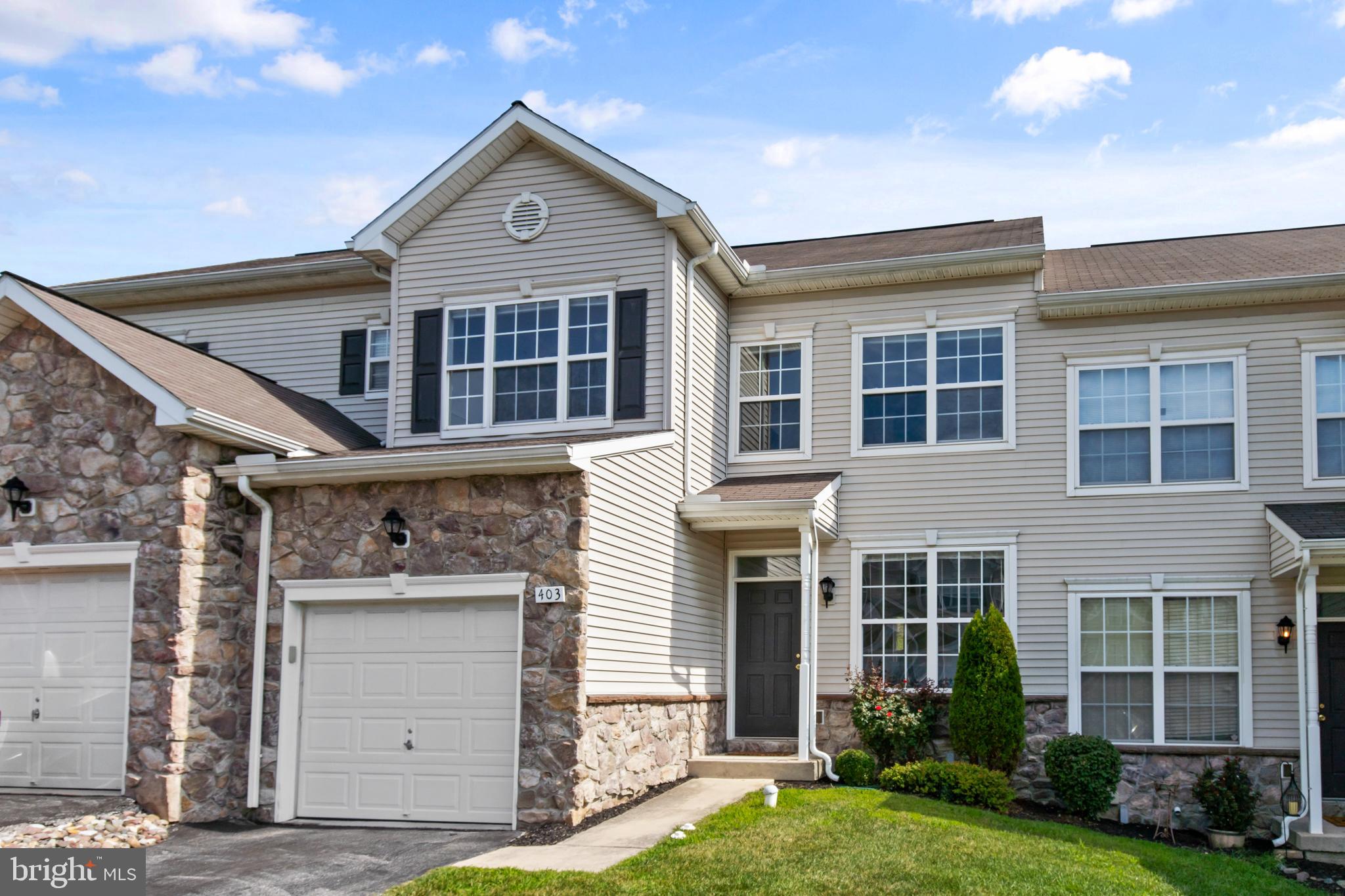 403 Marion Road York, PA 17406 - Photo 2 of 40 Gallery Image 2