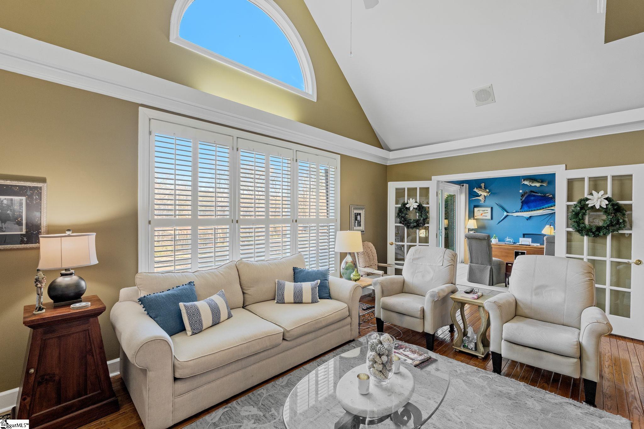 310 Greenview Circle Greenville, SC 29609 - Photo 11 of 43