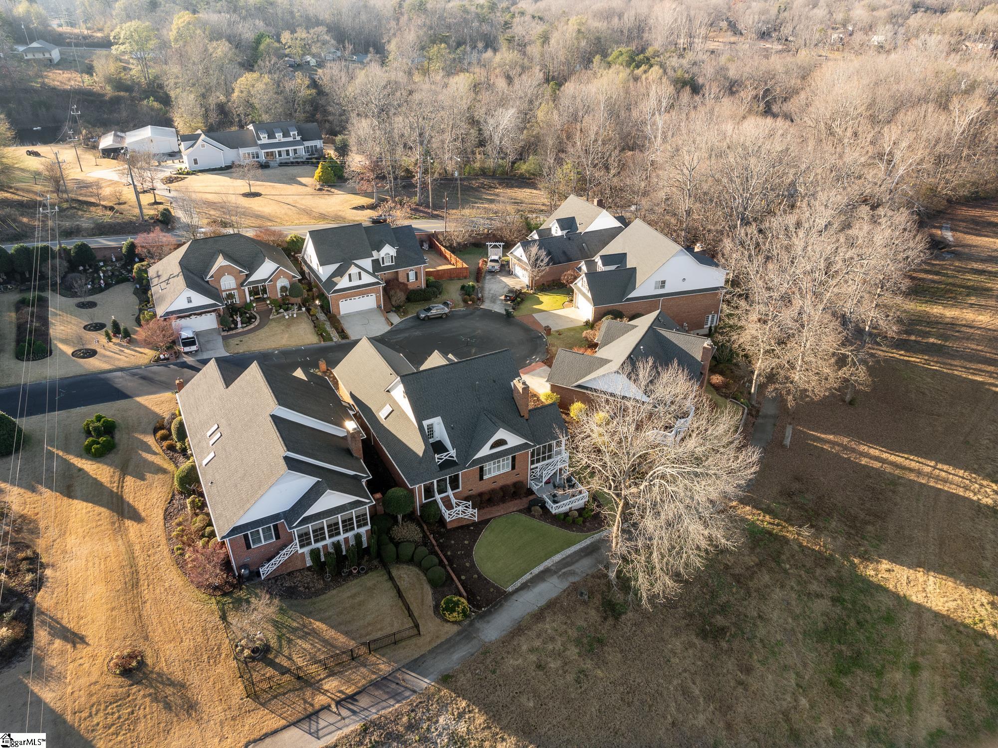 310 Greenview Circle Greenville, SC 29609 - Photo 39 of 43