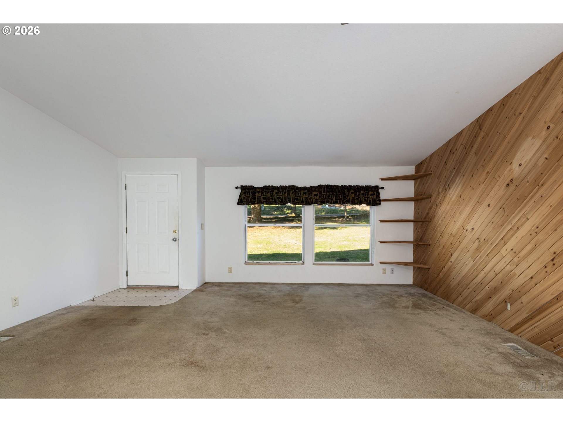 32580 Tide Creek Road Deer Island, OR 97054 - Photo 4 of 32 Living Room