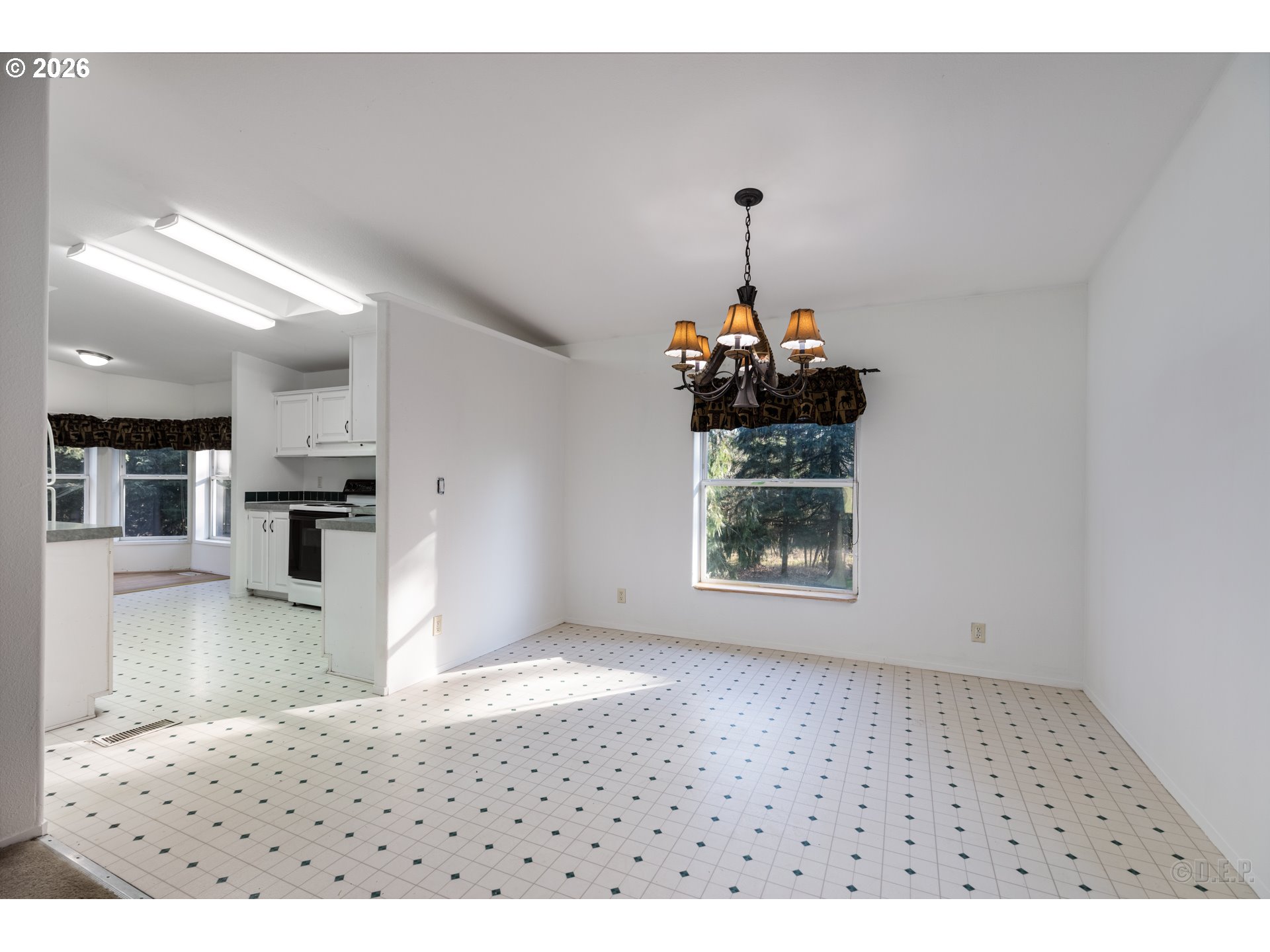 32580 Tide Creek Road Deer Island, OR 97054 - Photo 5 of 32 Dining Room