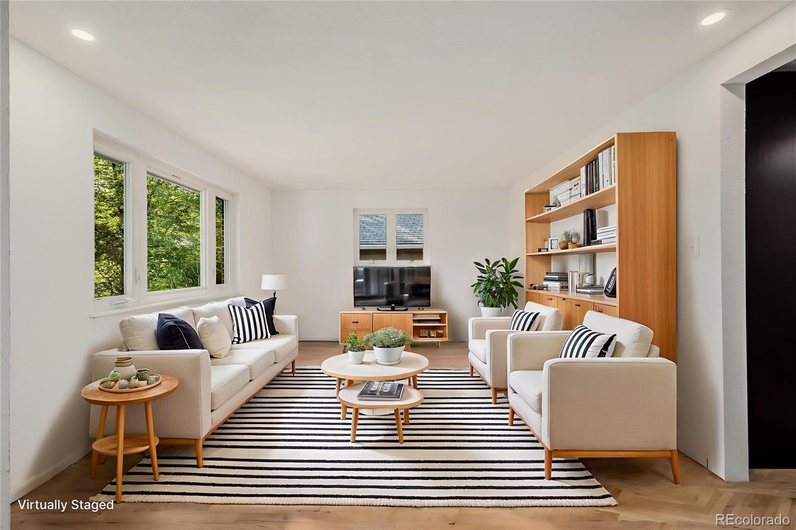 2567 Benton Street Edgewater, CO 80214 - Photo 3 of 15