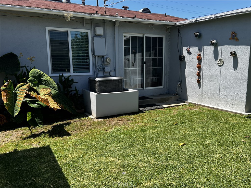 12713 Foster Road Norwalk, CA 90650 - Photo 34 of 37