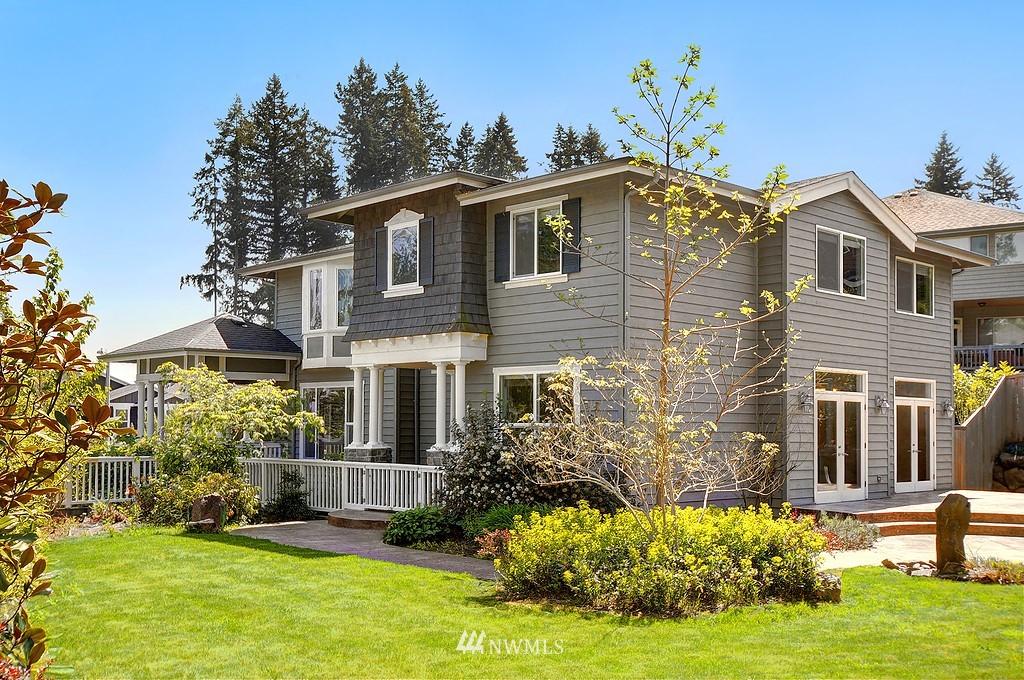 22210 1st Drive Southeast Bothell, WA 98021 - Photo 4 of 15 Gallery Image 4