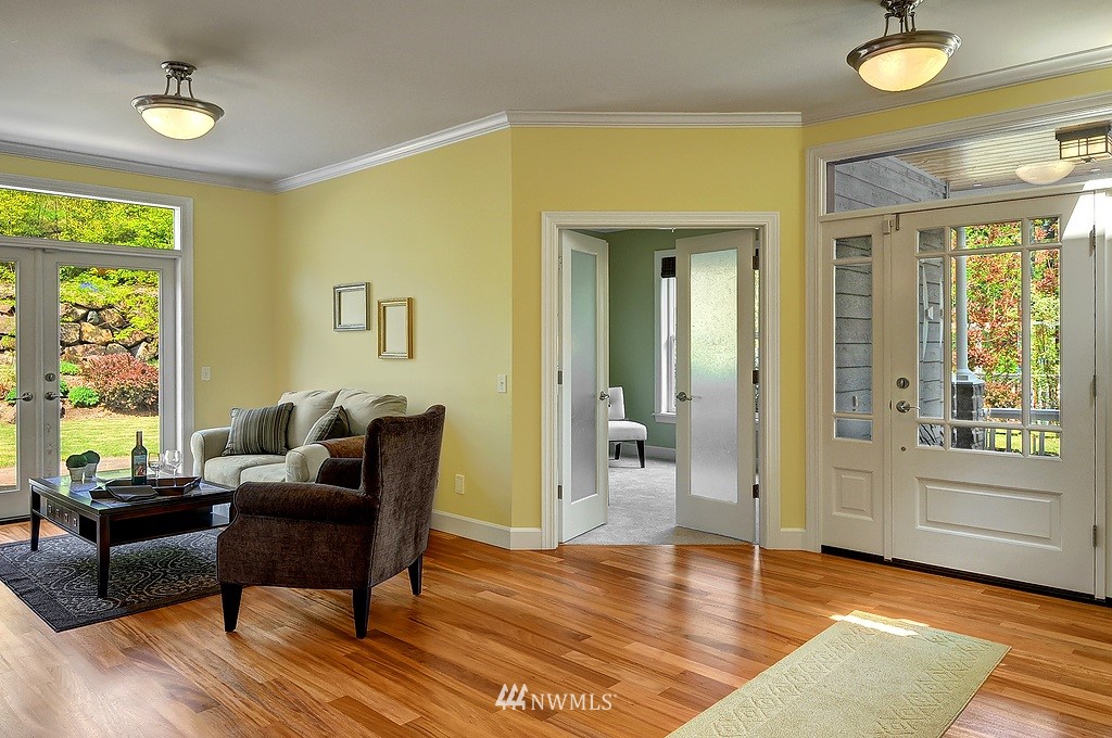 22210 1st Drive Southeast Bothell, WA 98021 - Photo 5 of 15 Gallery Image 5