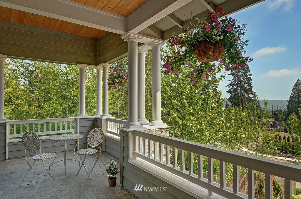 22210 1st Drive Southeast Bothell, WA 98021 - Photo 9 of 15 Gallery Image 9