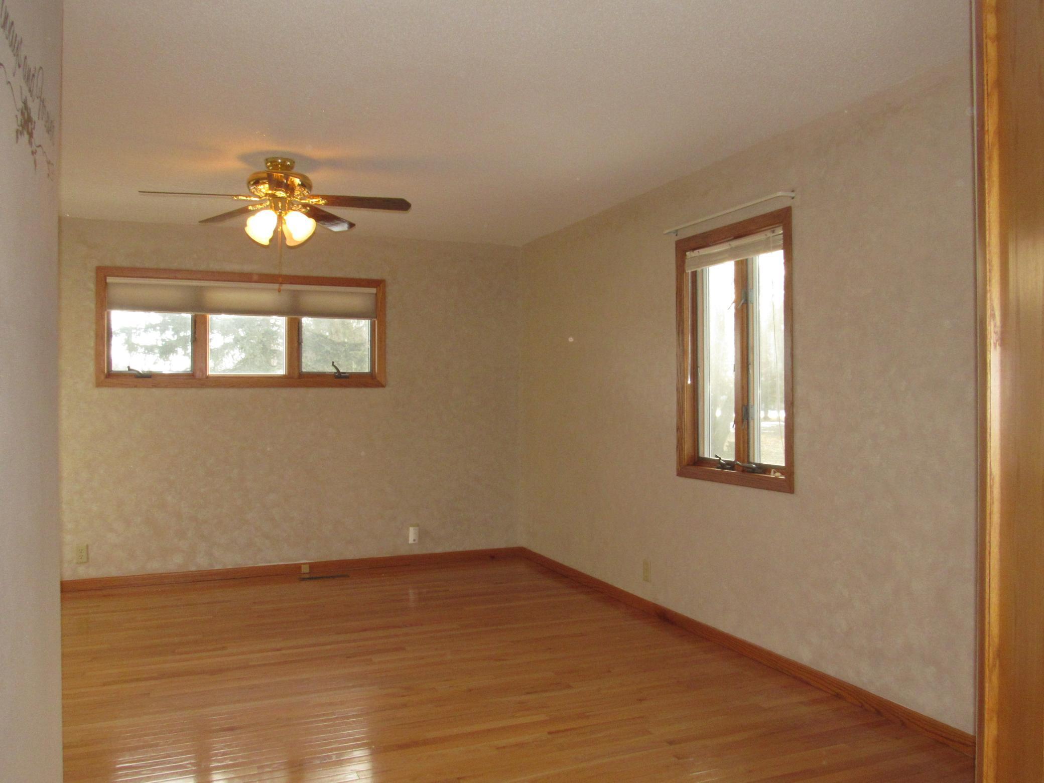 411 Front Street East Fulda, MN 56131 - Photo 13 of 31