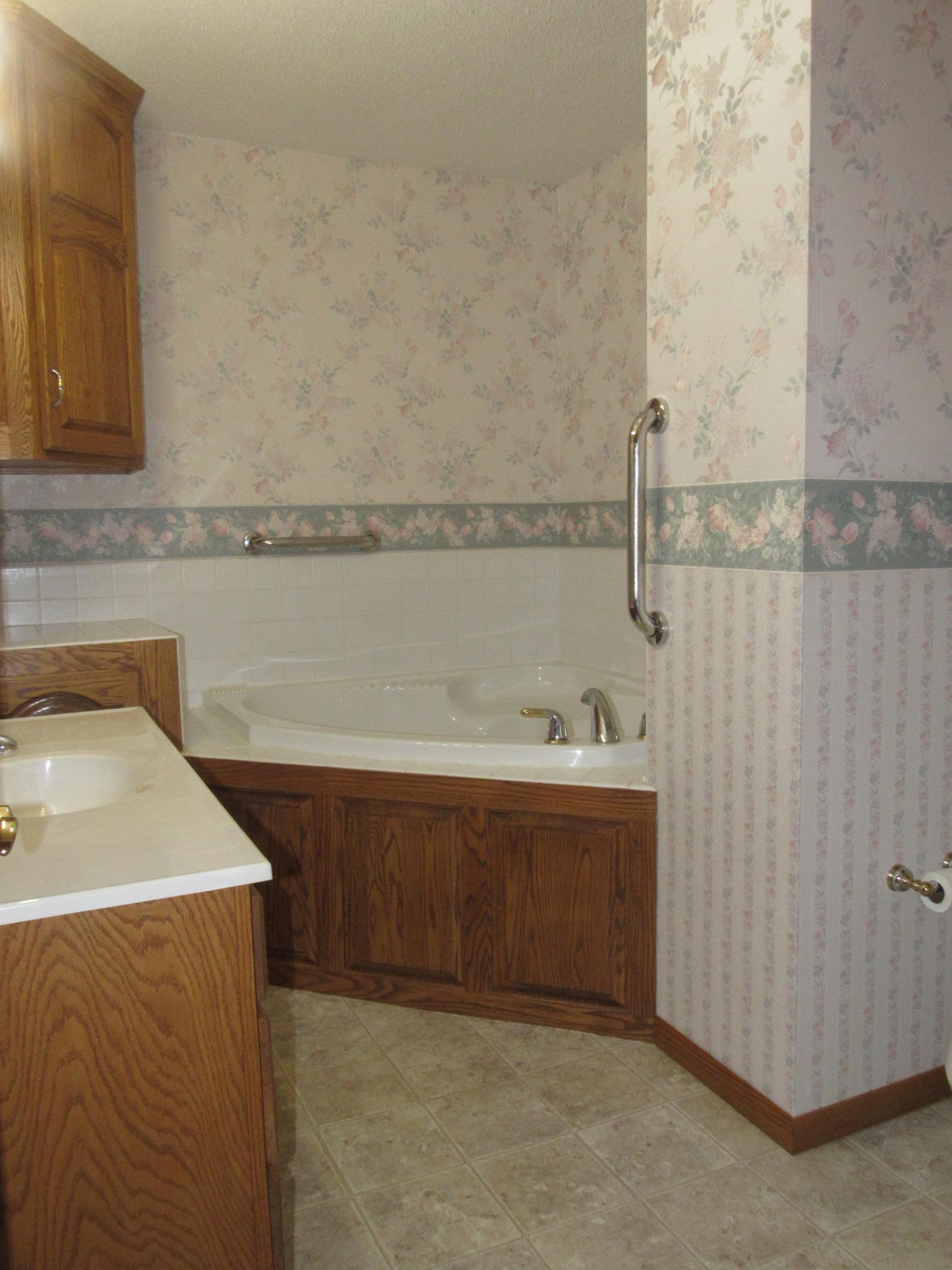 411 Front Street East Fulda, MN 56131 - Photo 16 of 31