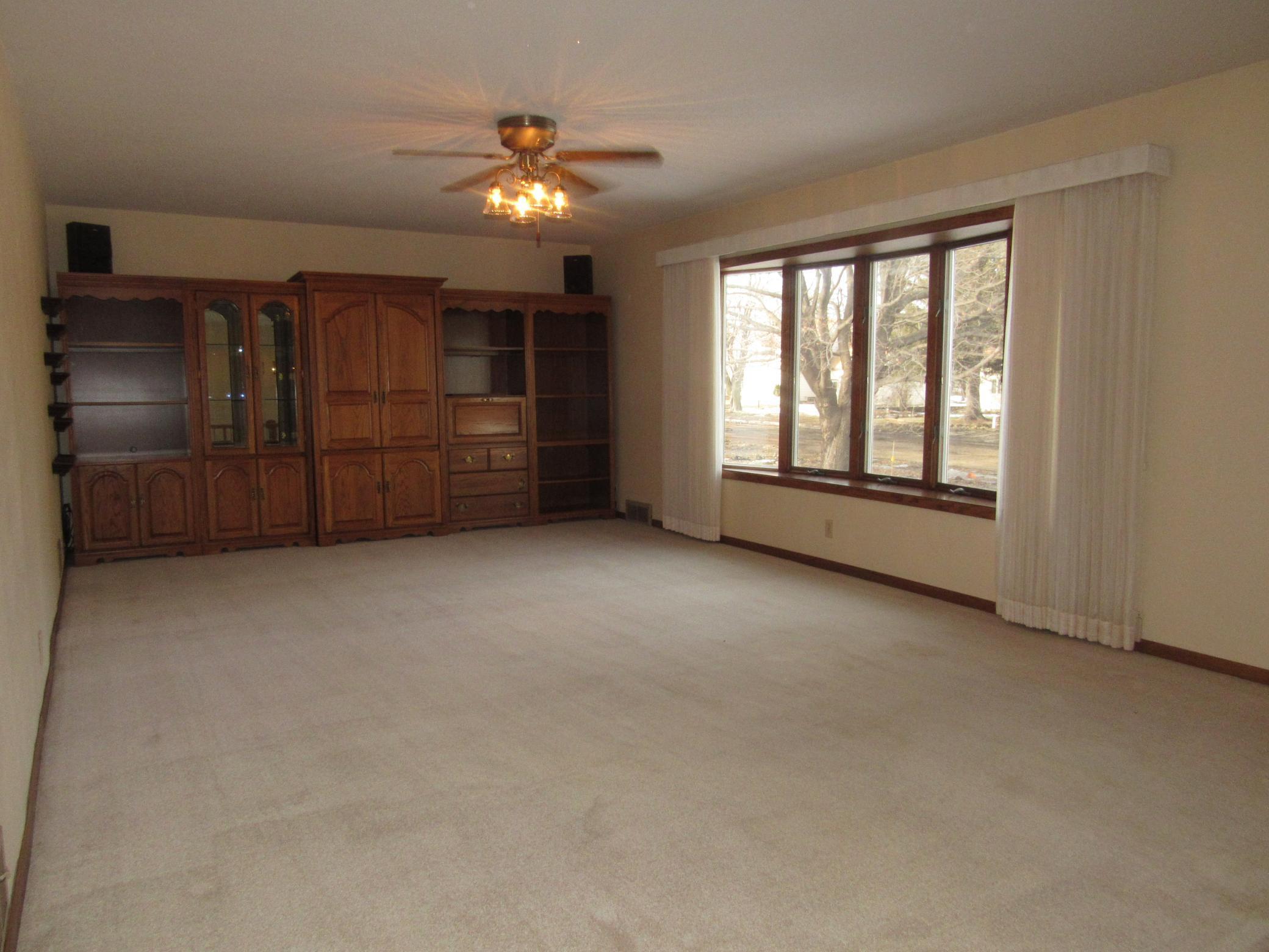 411 Front Street East Fulda, MN 56131 - Photo 8 of 31