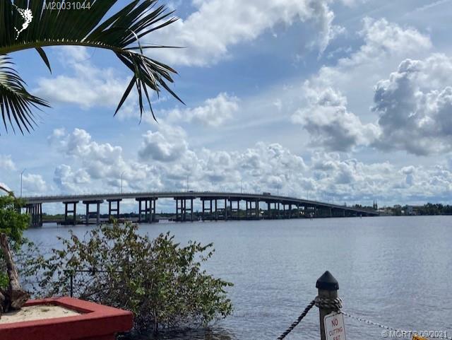 1987 Southwest Palm City Road, Unit H Stuart, FL 34994 - Photo 32 of 34 Gallery Image 32