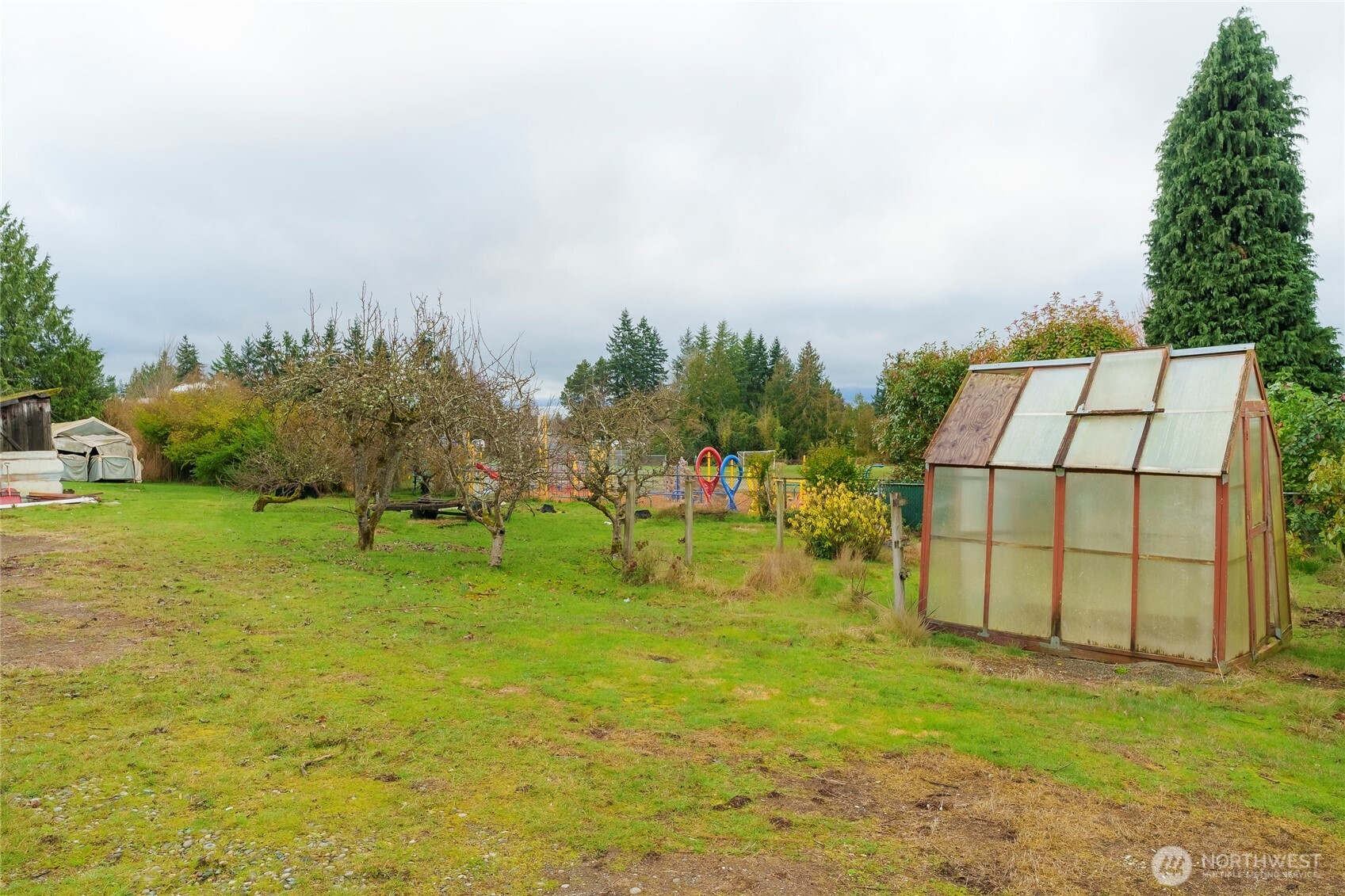 1020 Puget Drive Edmonds, WA 98020 - Photo 20 of 22 a garden view
