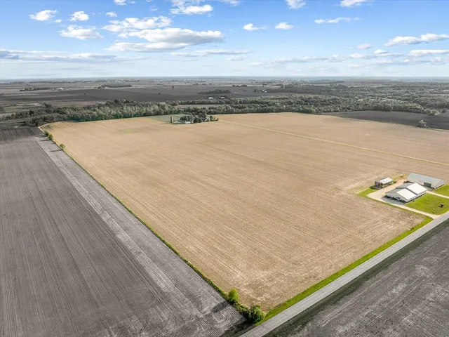 $1,900,000 | 11635 Wange Road, Capron, IL 61012