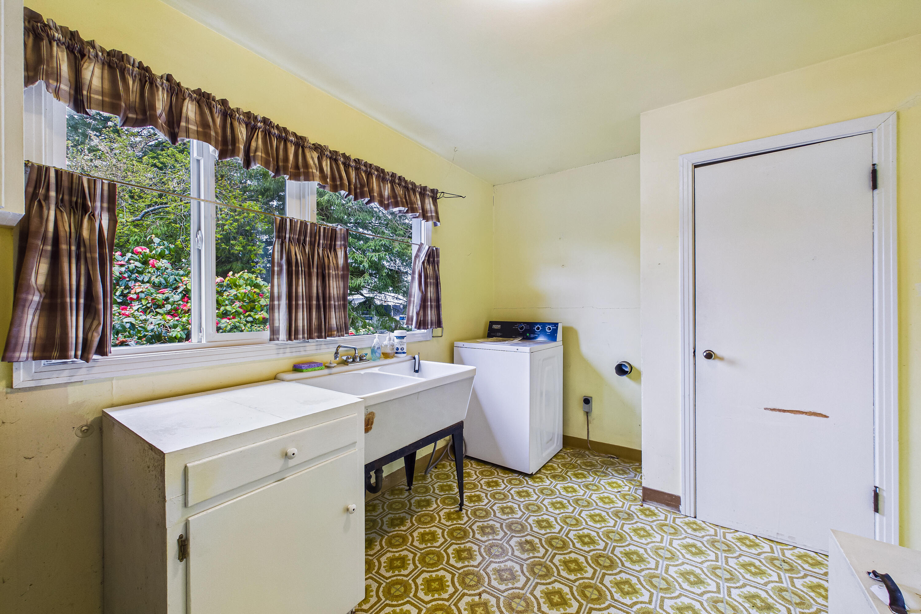491 H Street Arcata, CA 95521 - Photo 21 of 41