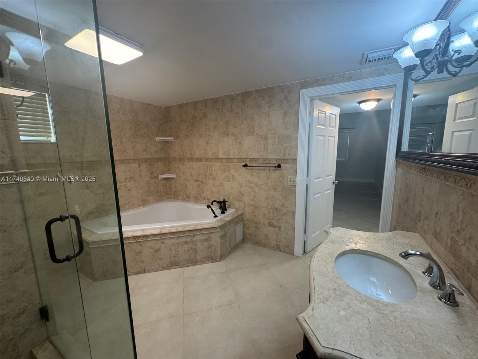 511 Ives Dairy Road, Unit 1026 Miami, FL 33179 - Photo 29 of 37 Gallery Image 29