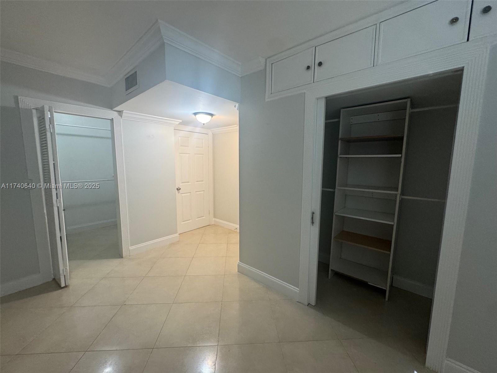 511 Ives Dairy Road, Unit 1026 Miami, FL 33179 - Photo 32 of 37 Gallery Image 32