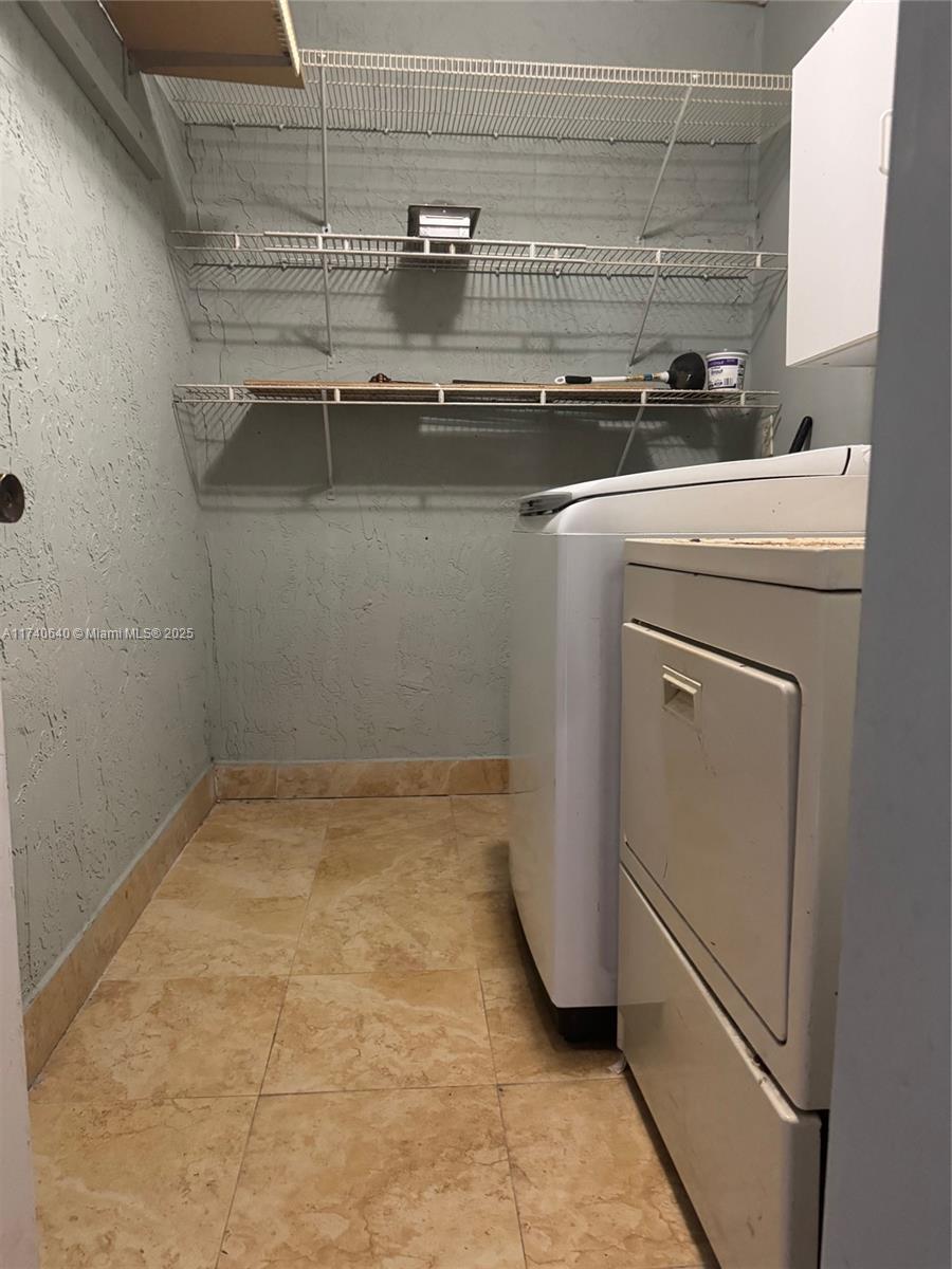 511 Ives Dairy Road, Unit 1026 Miami, FL 33179 - Photo 36 of 37 Gallery Image 36