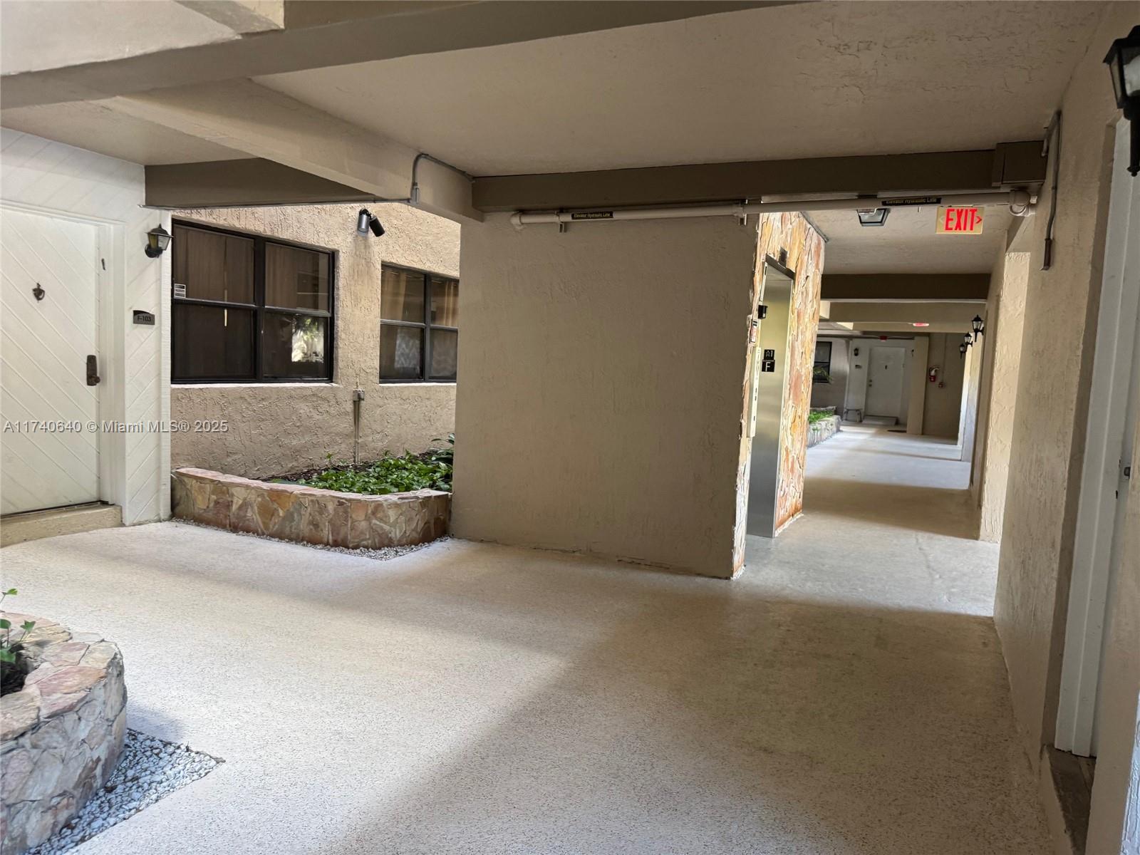 511 Ives Dairy Road, Unit 1026 Miami, FL 33179 - Photo 9 of 37 Gallery Image 9