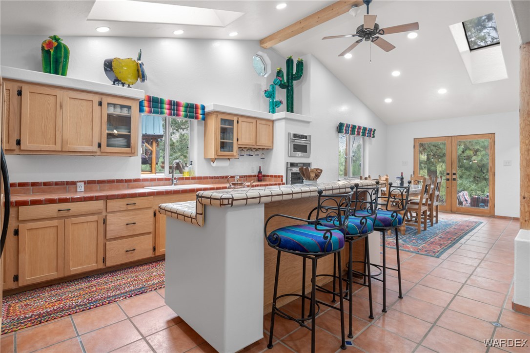 4681 South Hansen Road Kingman, AZ 86401 - Photo 21 of 55 Kitchen