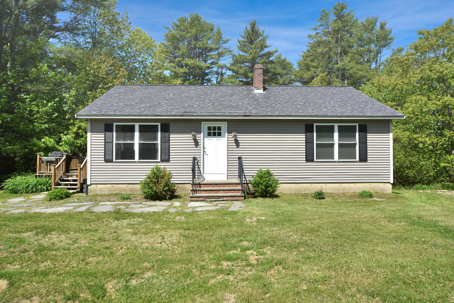 85 East Hedge Road Woolwich, ME 04579 - Photo 1 of 46 85 E Hedge Rd Woolwich-large-020-005-gr1