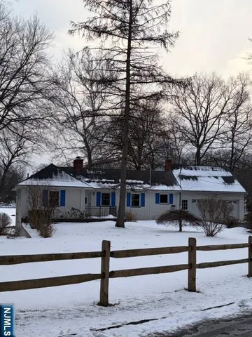 $1,050,000 | 23 Cabot Lane, Butler, NJ 07405