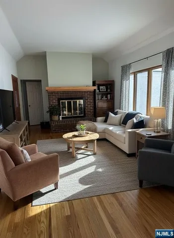 $1,050,000 | 23 Cabot Lane, Butler, NJ 07405