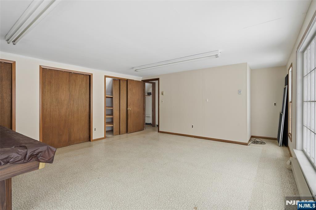 23 Cabot Lane Butler, NJ 07405 - Photo 18 of 40