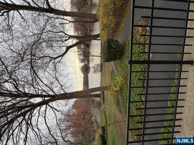 23 Cabot Lane Butler, NJ 07405 - Photo 6 of 40