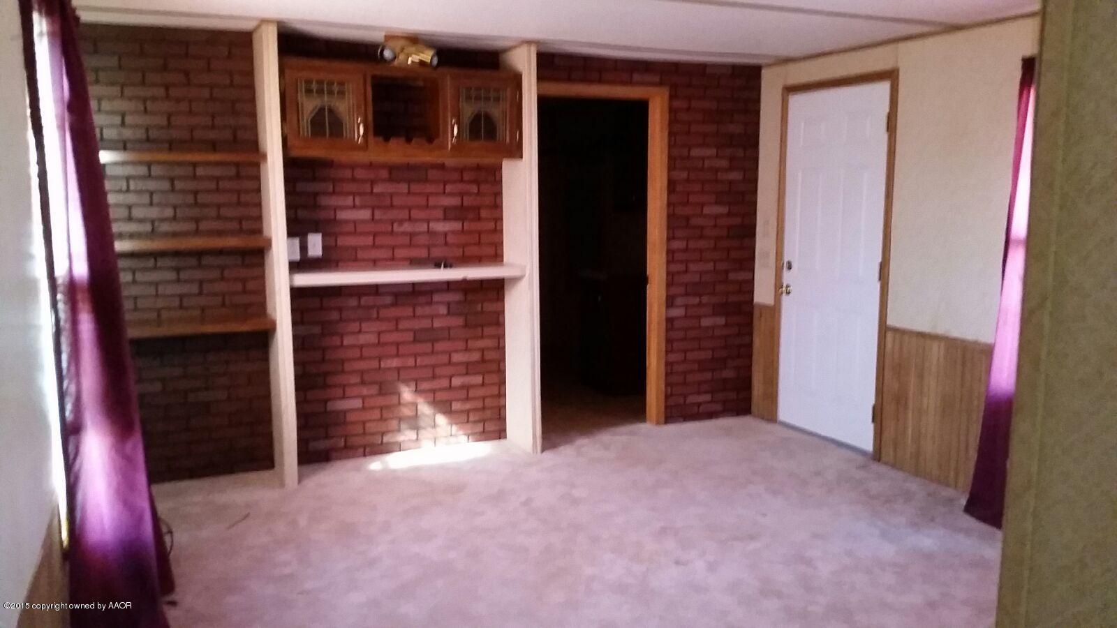 6371 Cliffside Road Amarillo, TX 79124 - Photo 11 of 14 Second Living Area.jpeg