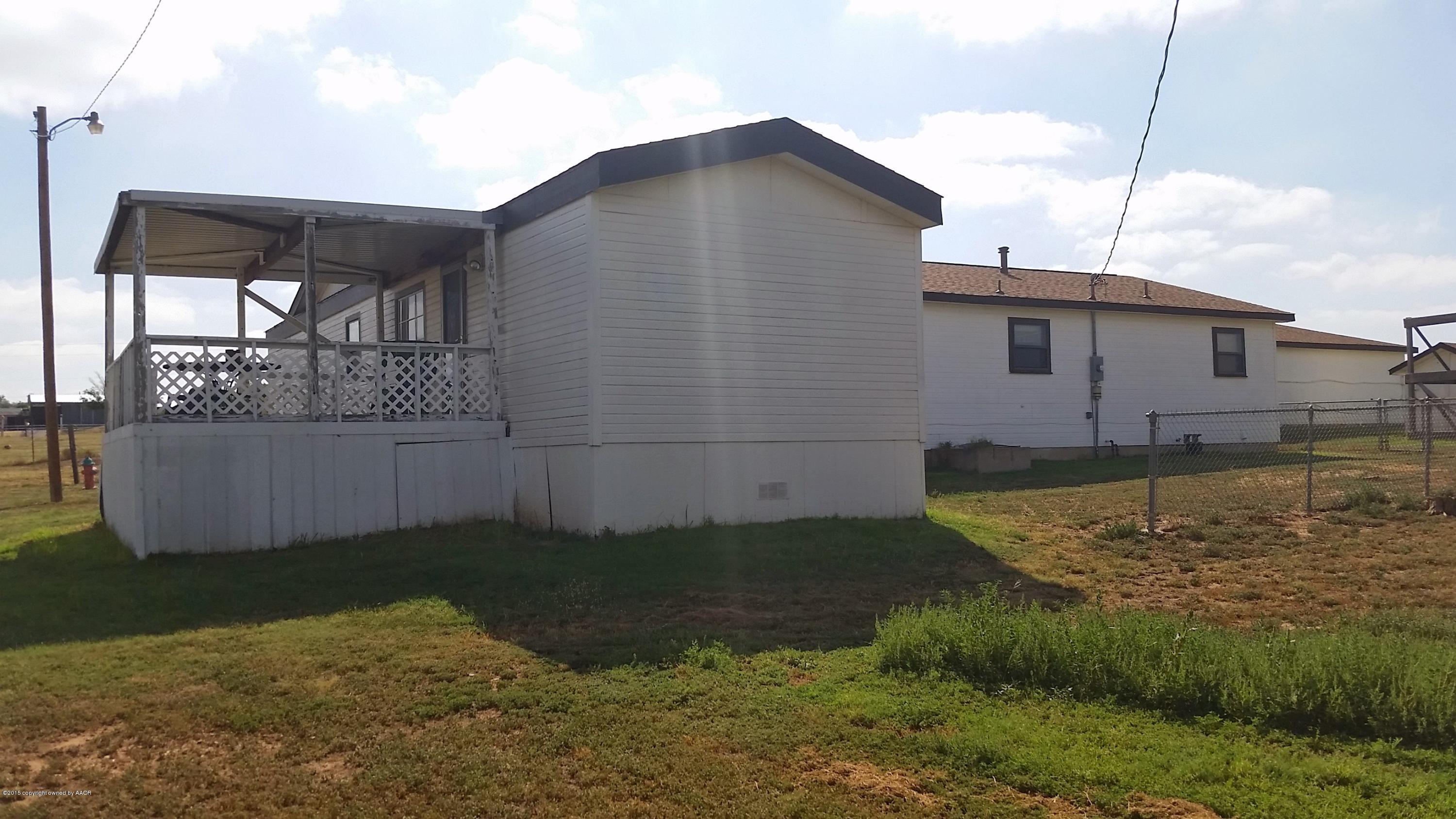 6371 Cliffside Road Amarillo, TX 79124 - Photo 6 of 14 Deck.jpg