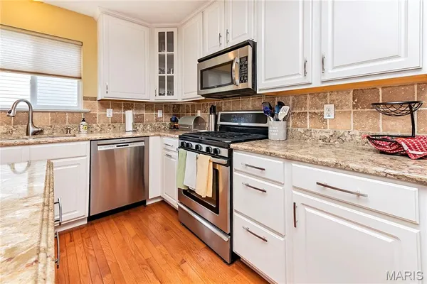 $625,000 | 543 Coachgate Court, Ballwin, MO 63021