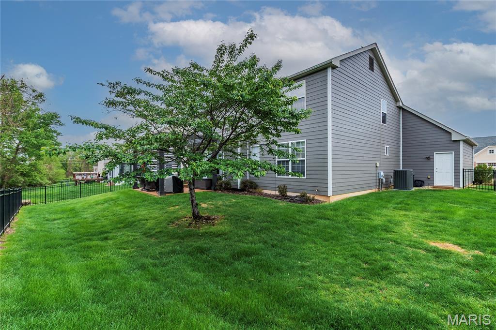 543 Coachgate Court Ballwin, MO 63021 - Photo 28 of 30