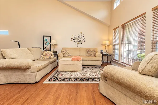 $625,000 | 543 Coachgate Court, Ballwin, MO 63021